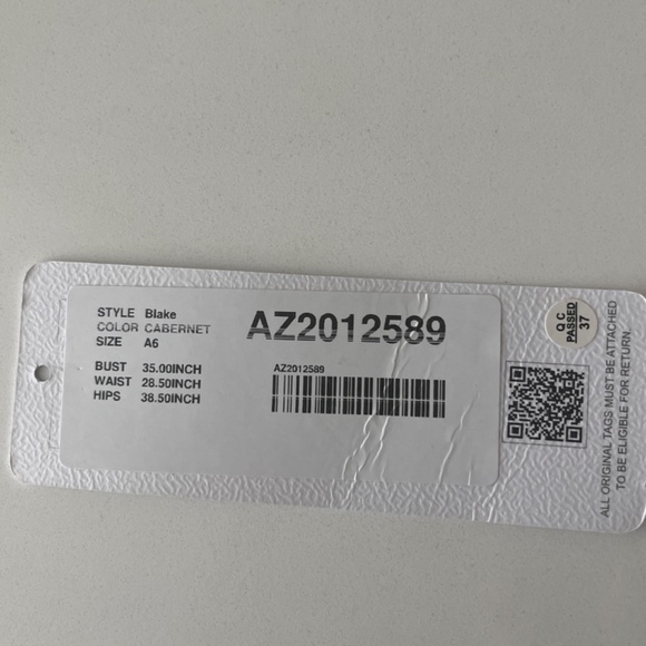 EUC Azazie Blake, Cabernet. Size A6. - Picture 6 of 6